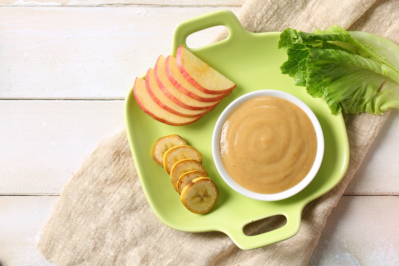 1周岁孕妈供卵生的宝宝一天食谱（1岁孕妈供卵生的宝宝一天食谱安排）